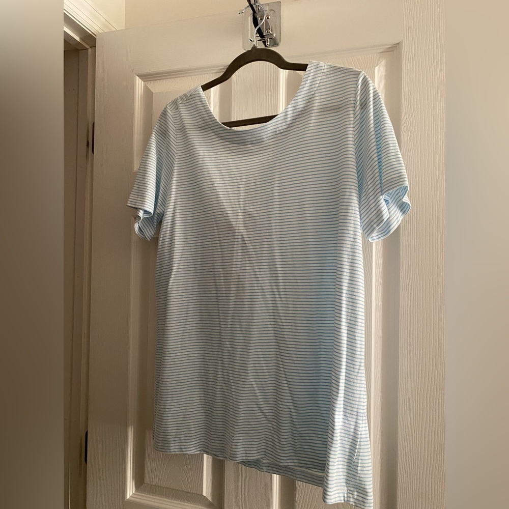 NWT Banana Republic Top with Back Bow Large